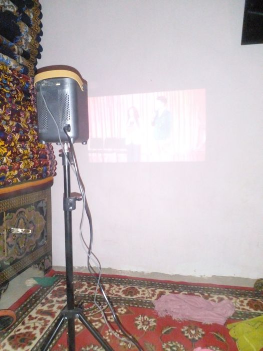 Proektor yangi rassiyadan kelgan