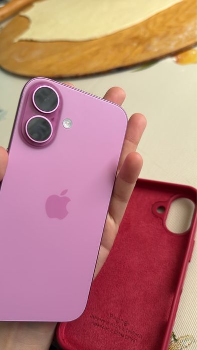 Iphone 16 б/у с каробкой