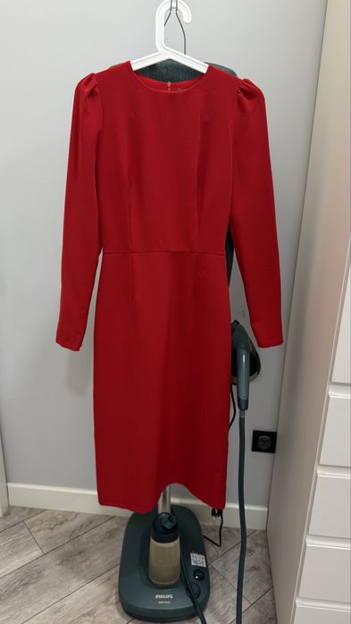 Продам платья, размер S