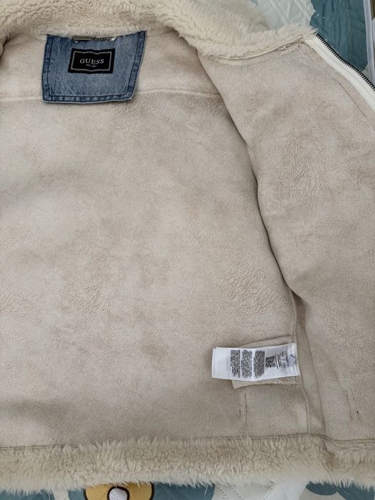 Оригинален Guess елек