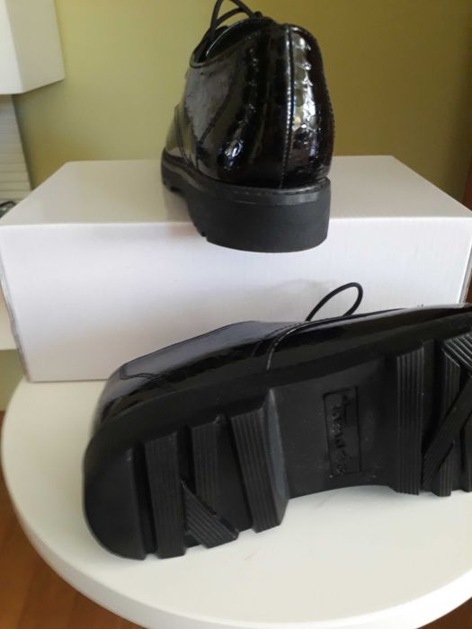 Pantofi Tamaris lac 37 cu siret