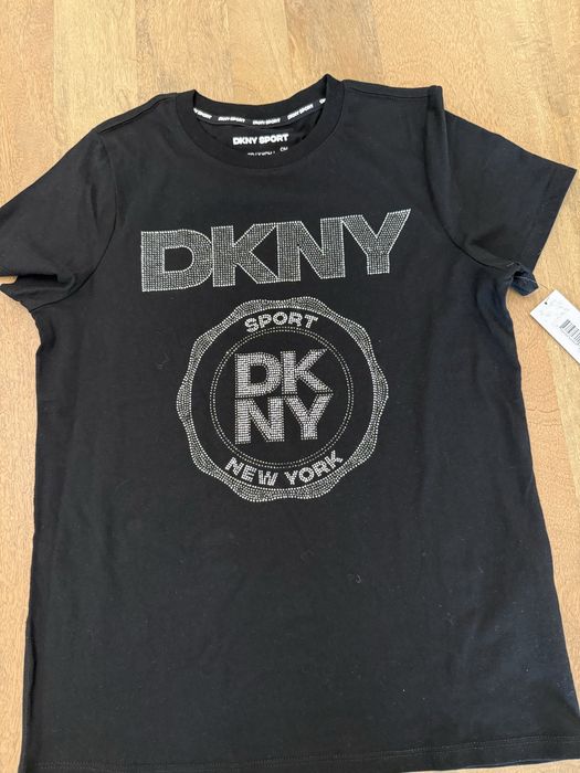 Тениска  DKNY нова