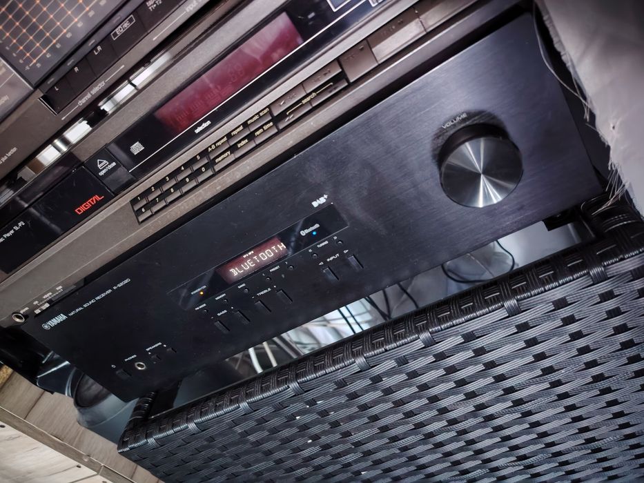 Yamaha RS-202D Amplificator