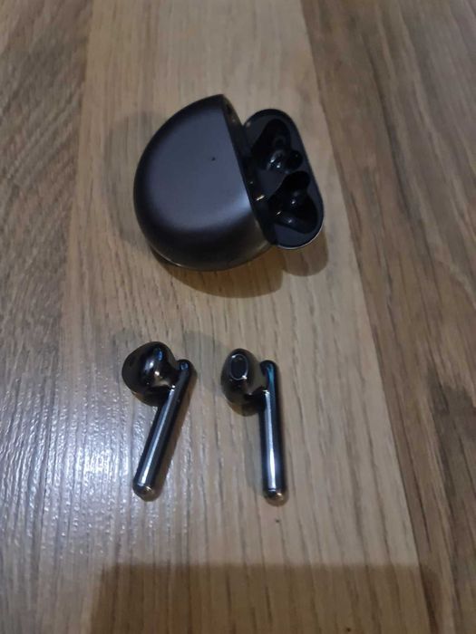 Безжични слушалки HUAWEI FreeBuds 4