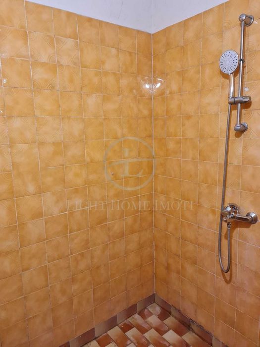 Продава се Тристаен апартамент в Пловдив, Гагарин - 86 кв.м за 844 €/кв.м - Снимка #8