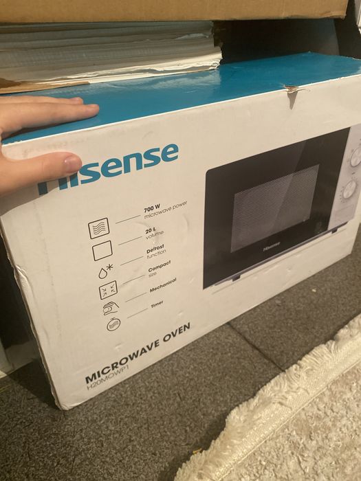 Микроволновка Hisense