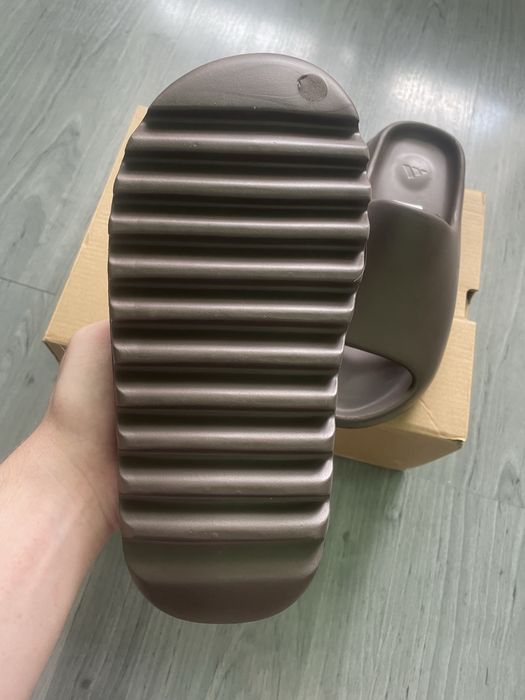 Yeezy Slides Maro