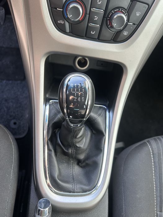 Opel Astra J 1.7cdti 110hp