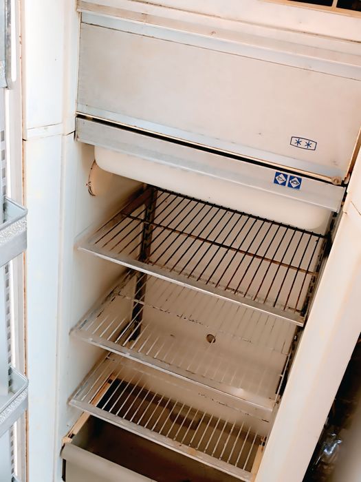 Xolodilnik "Зил Москва". KAFOLATI BILAN.