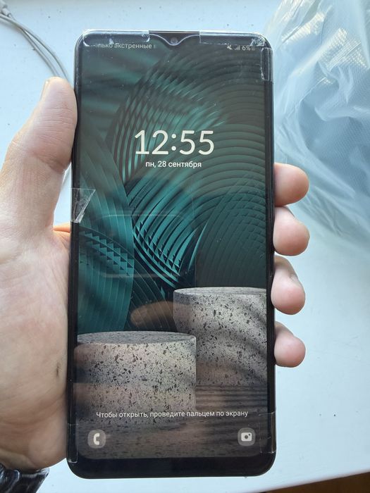 Продам телефон Самсунг