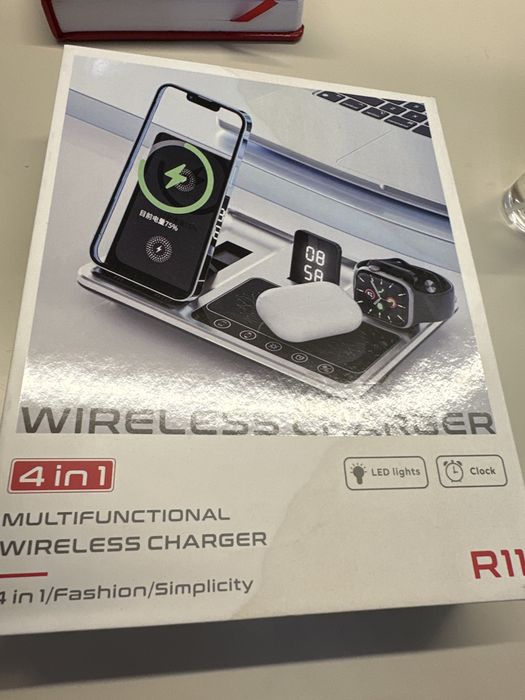 Зарядное устройство Aventux R11 серый