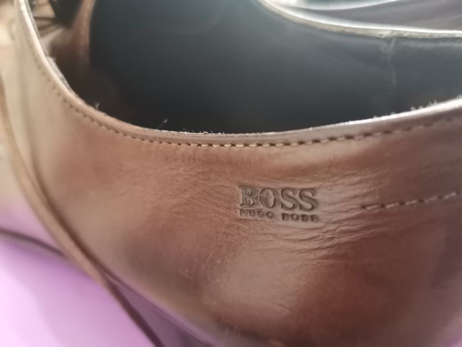 2 perechi de Pantofi originali Hugo Boss