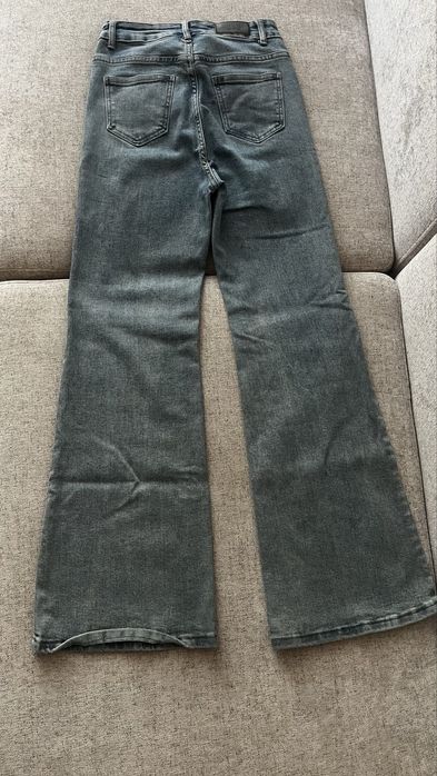 Джинсы клеш, straight