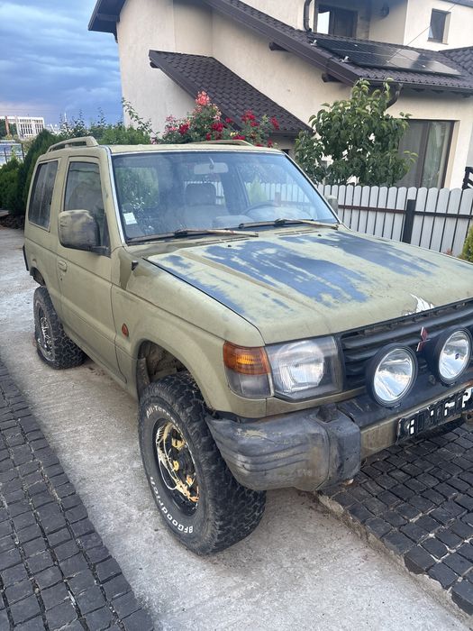 MITSUBISHI Pajero 1991 — imagine 2