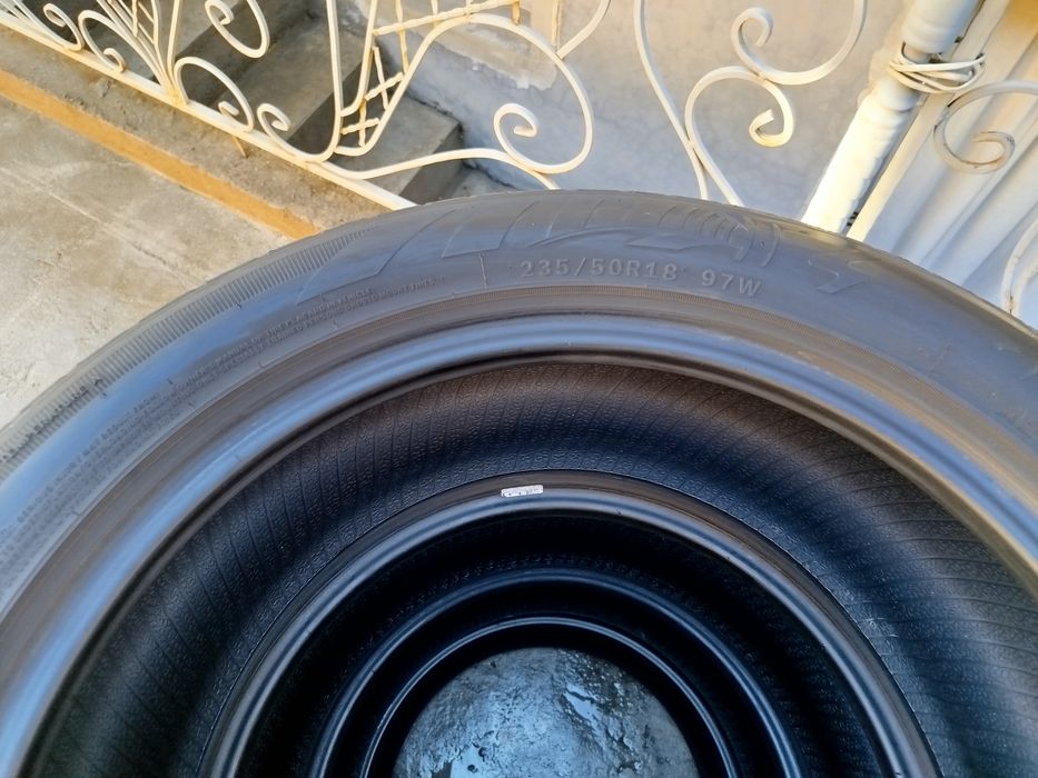 235 50 R18 Shina Atlas Honji radnoy 2 dona