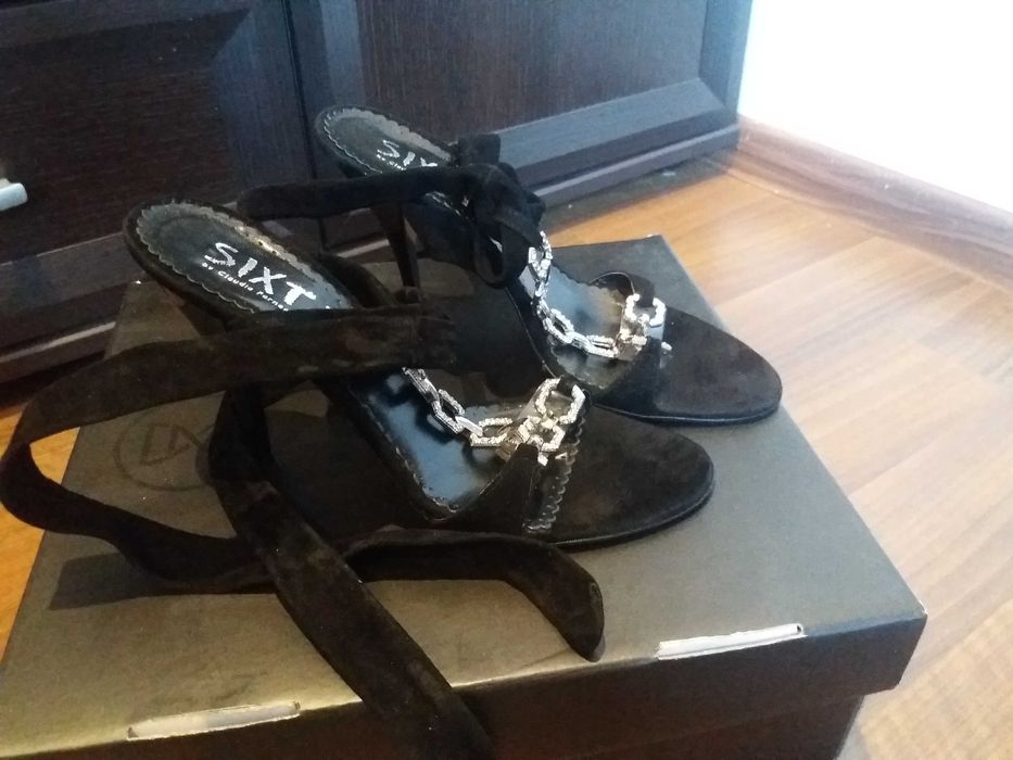 sandale din piele marimea 38