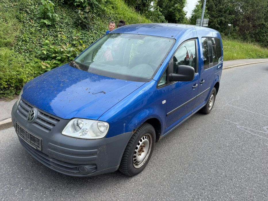 VOLKSWAGEN Caddy