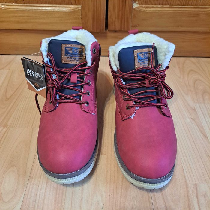 Bocanci Rosii, imblaniti, noi, unisex, marimea 41-42, 29 cm