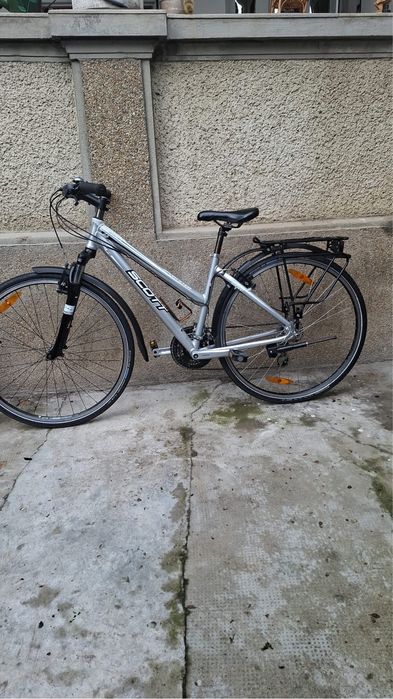 Bicicleta de dame marca Scott roti pe 28“ stare foarte buna !