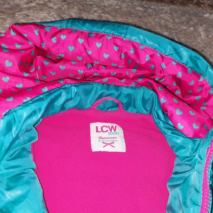 Продам демисезонную куртку