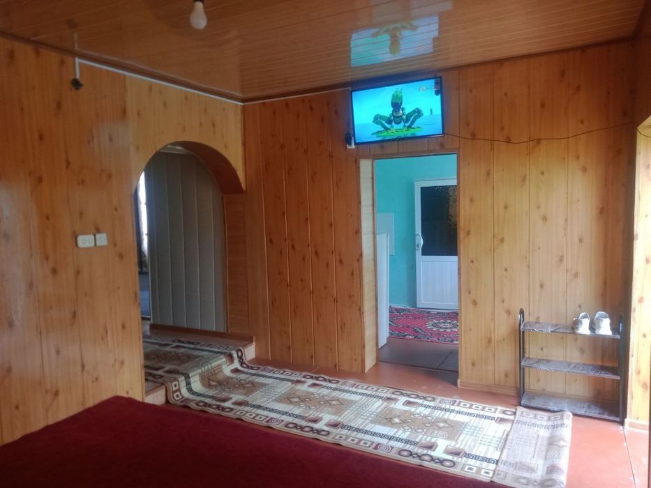 Дача Чимган в горах
