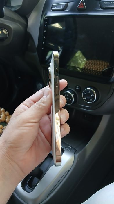 Iphone 14 pro max sotiladi xolati tiniq