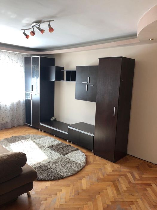 Zona Steaua / et 2 / ap 2 cam / Ec teodoroiu