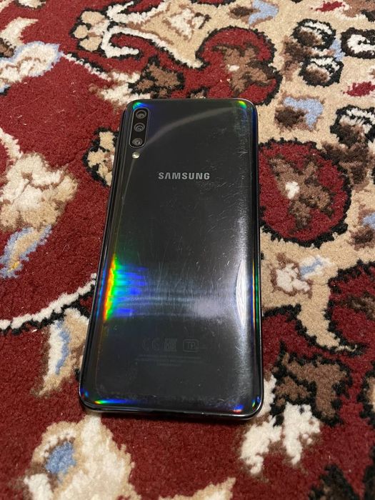 Samsung a70 sotiladi