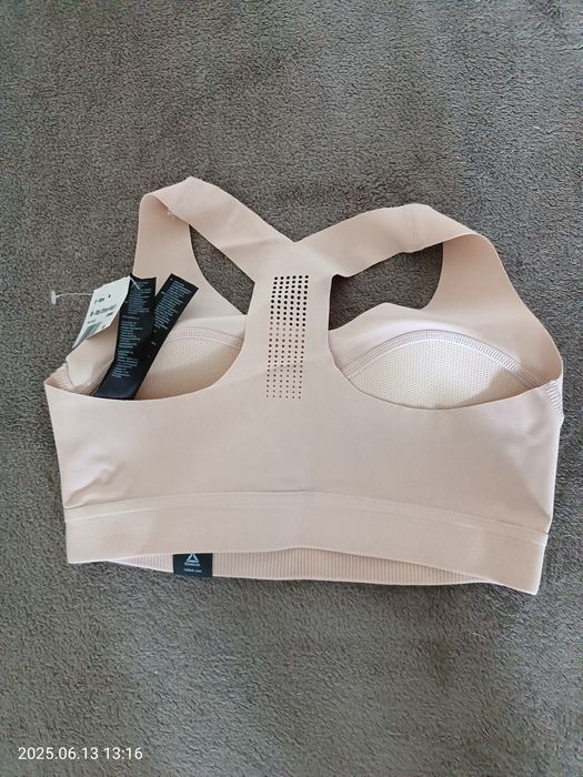 Bustiera originala Reebok