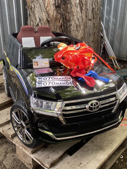 Детские машины на пульте