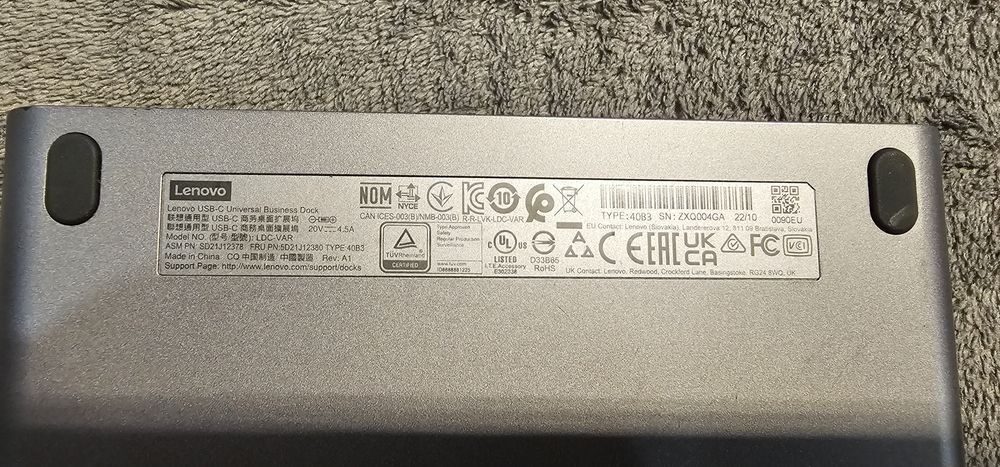 Docking Station Lenovo USB-C Universal Business + Alimentator 135W