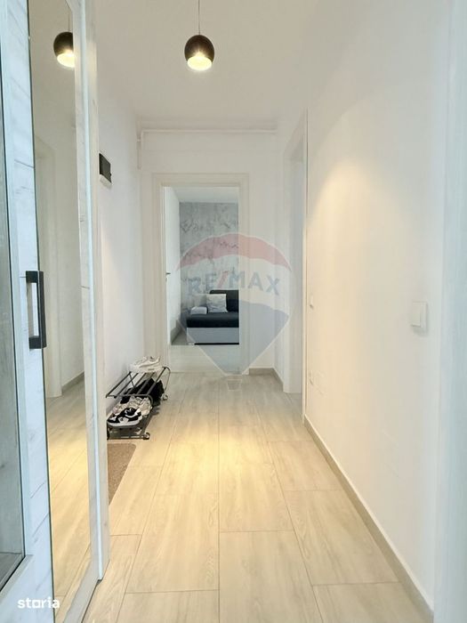 Apartament 2 Camere Militari | Rosu | Parcare Inclusa | Bloc 2017
