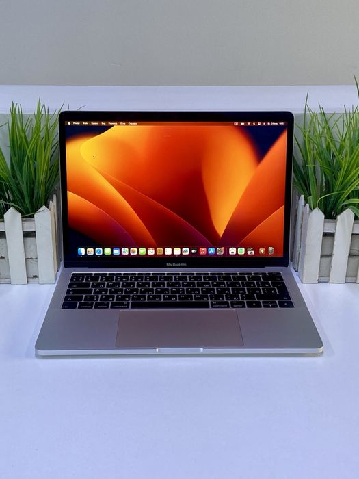Ноутбук MacBook Pro 13 2017. Апорт Маркет