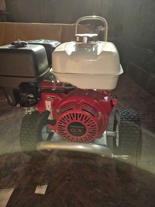 Водоструйна машина NILFISK MC 5M-240870 PE