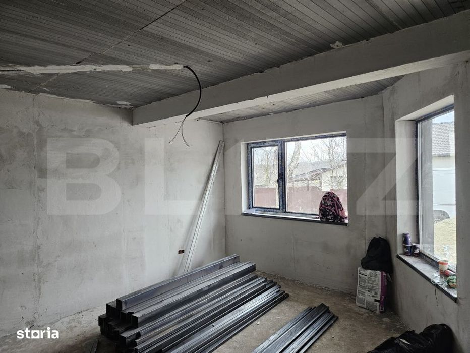 Casa frumoasa cu 3 camere in Ciurbesti