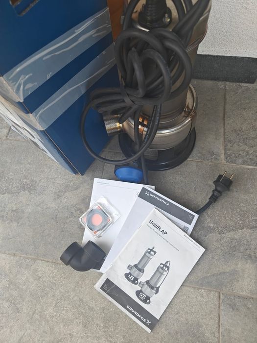Pompa submersibilă, Grundfos, inox, 6,67 l/s, 23,4x21x45,5 cm.nou.