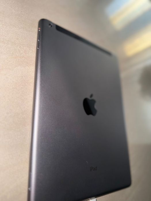iPad Air 1. На запчасти.