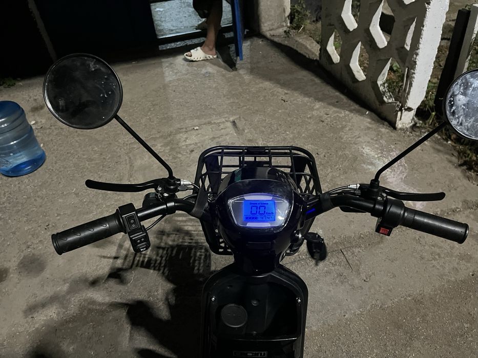 Мопед для детей  электро