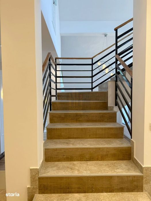 Vila | 630mp | 10 camere | 962mp Teren | Vanzare *Snagov*