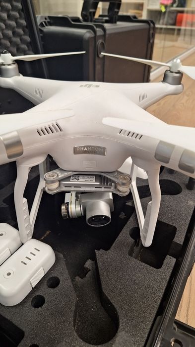 Дрон DJI phantom 3 Advance