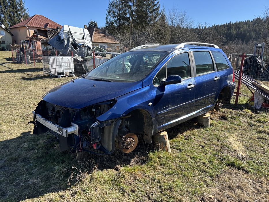 Dezmembrez Peugeot 307 1.6 HDI