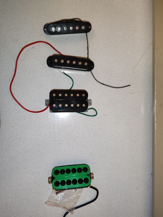 Doze chitara electrica