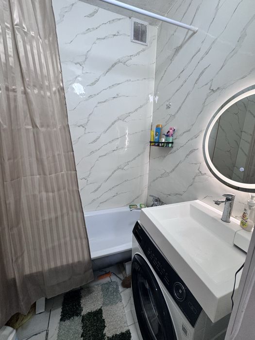 Продам кв по улице Парковая 1