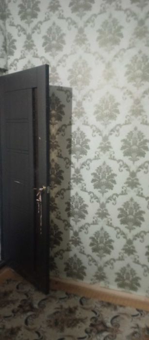 1 xonali kvartira sotiladi