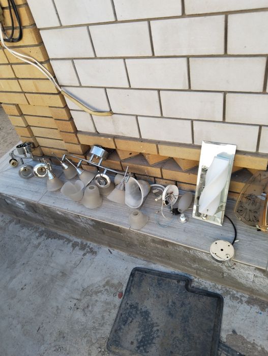 Продам светильник, разные.