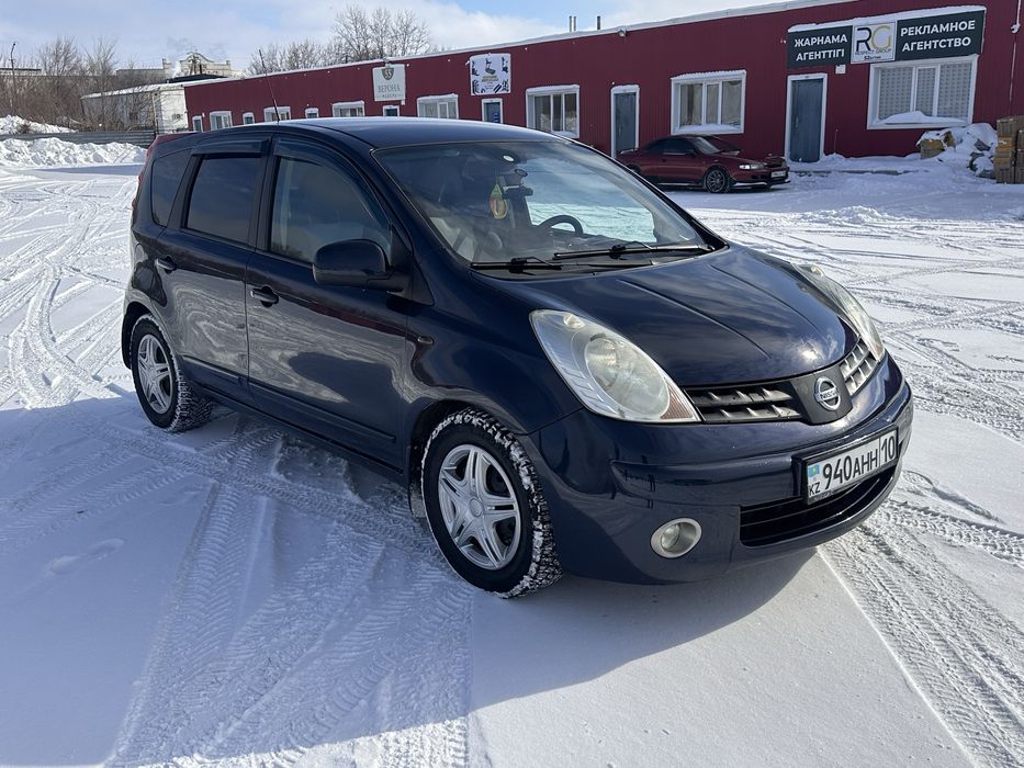 Продам Nissan Note автомат