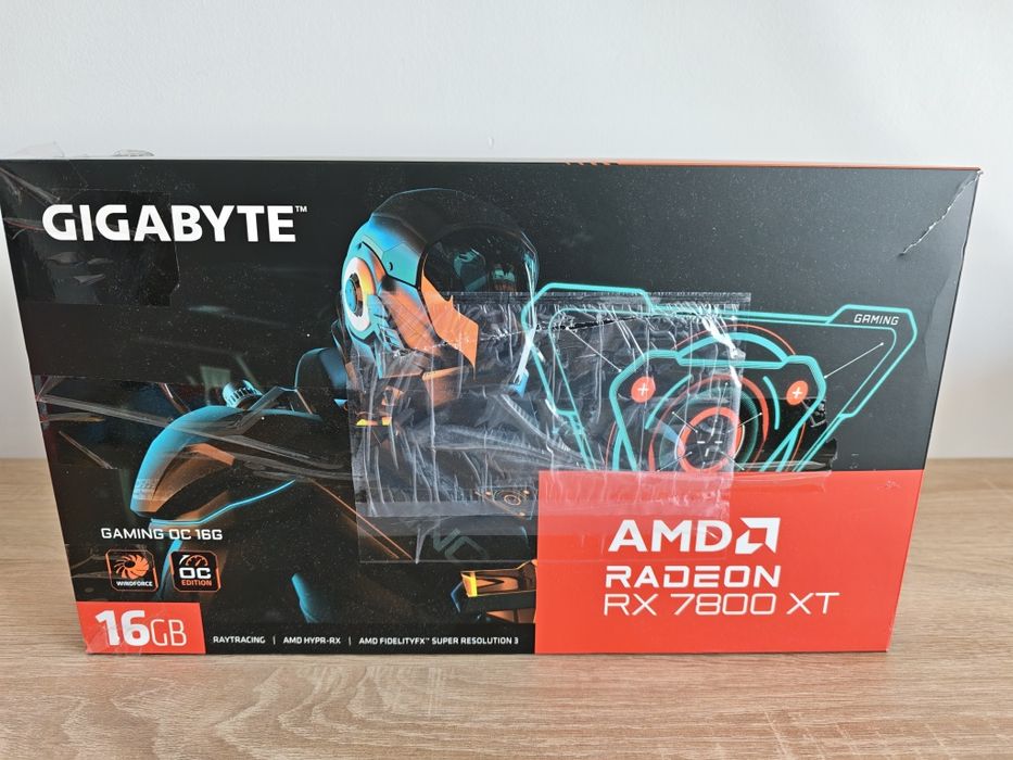 VAND Placa video Gigabyte Radeon RX 7800 XT GAMING OC