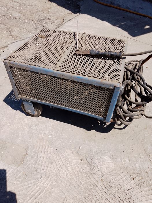 Продавам електрожен