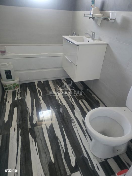Apartament 2cam et 3/3 cu pod si parcare cadastrata