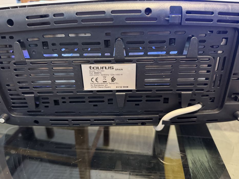 Vand prajitor paine dublu Taurus